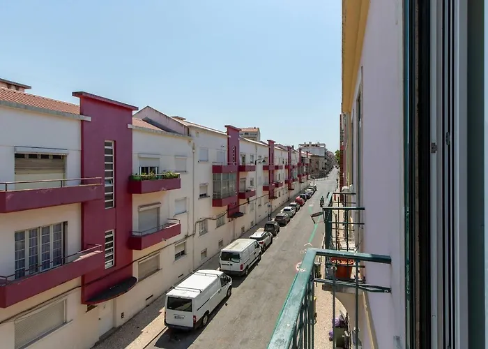 Comfortable 3br Flat By Perfect Getaway Apartment *